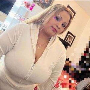 Meet your Posher, Veronica